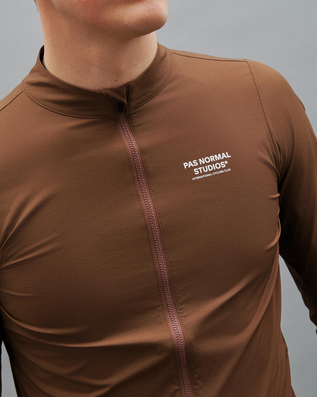 PAS NORMAL STUDIOS ウィンドブレーカー ブラウン Men's Off-Race Shell Jacket | Pas Normal Studios | En Route