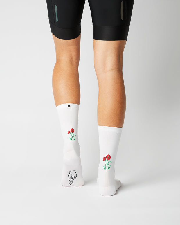 Fingerscrossed Classic Souvenir Mohn Socks White - Maats Cycling Culture