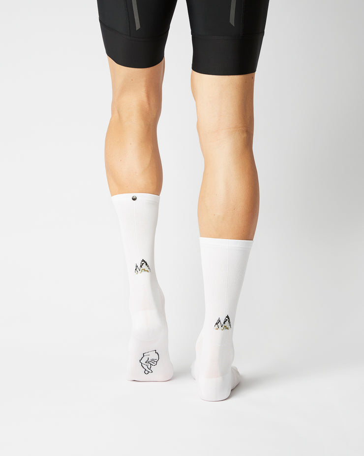 Fingerscrossed Classic Souvenir Mountain Socks White - Maats Cycling Culture