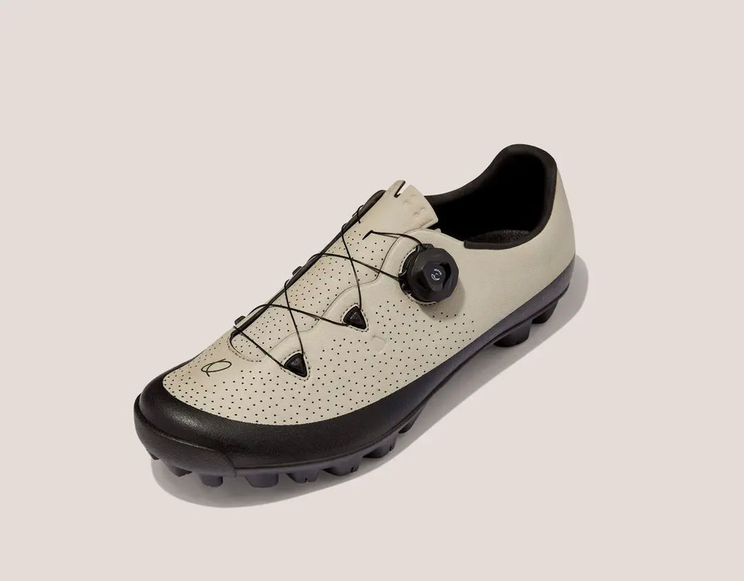 QUOC Gran Tourer II サンド EU43/JP27.5 Gran Tourer II All-Terrain Gravel Bike Shoes - Sand | QUOC